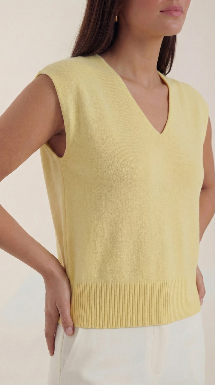 Kim Ribbed V-Neck Top