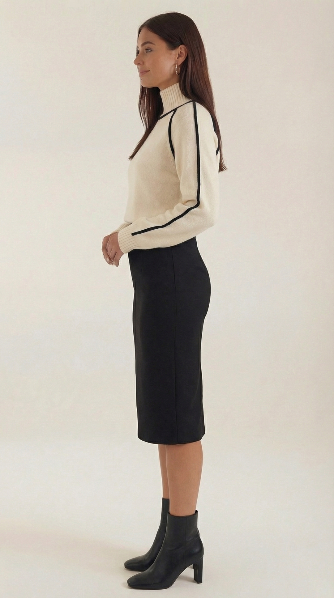 Rachel Contrast Piping High Neck Sweater