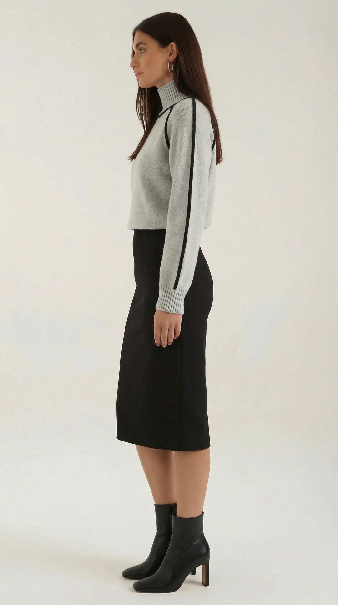 Rachel Contrast Piping High Neck Sweater