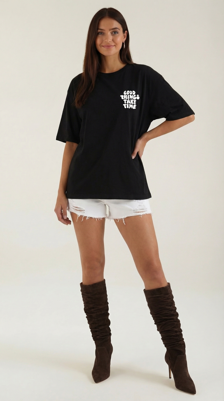 Vespera Oversized T-Shirt