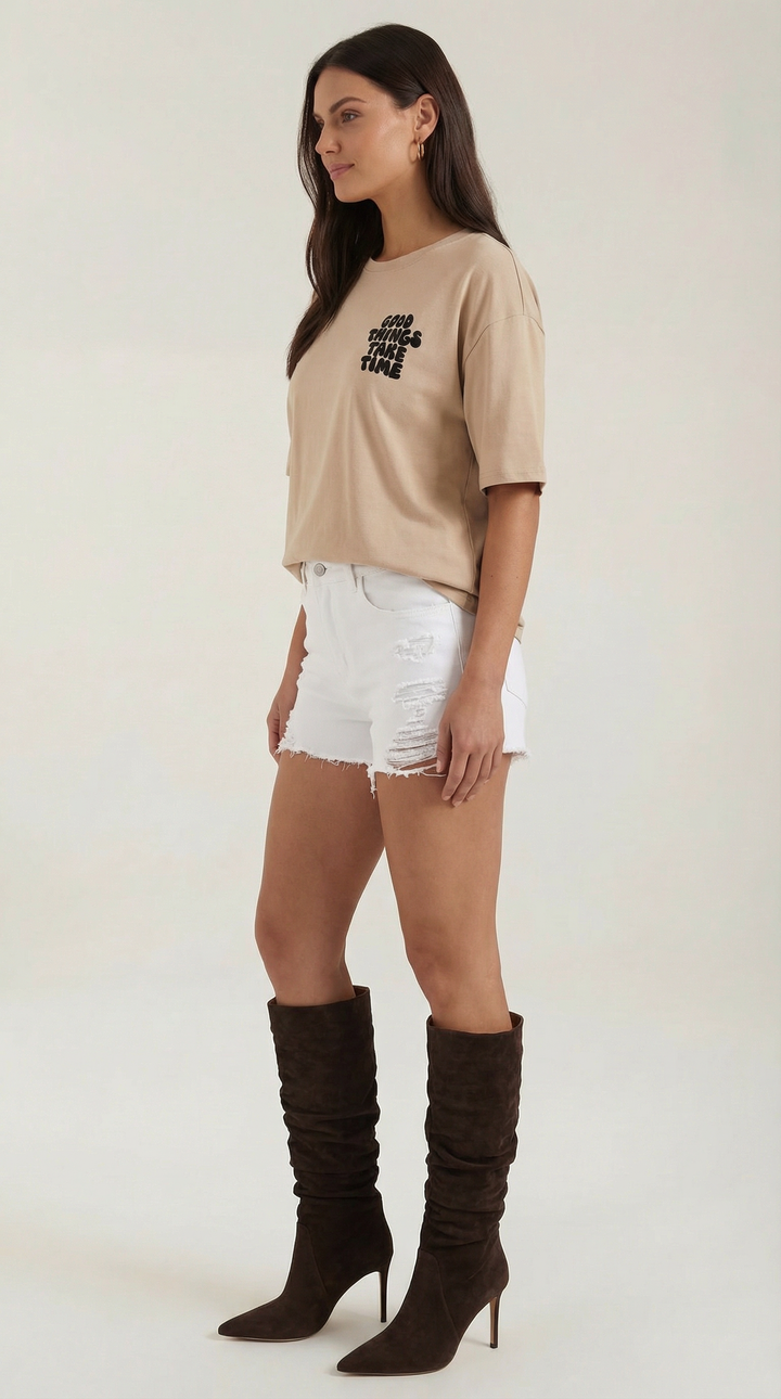 Vespera Oversized T-Shirt